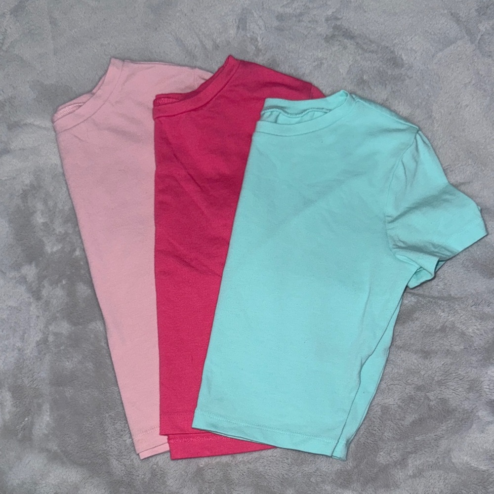 Women’s cropped tops (3) - light pink, dark pink, light blue/green